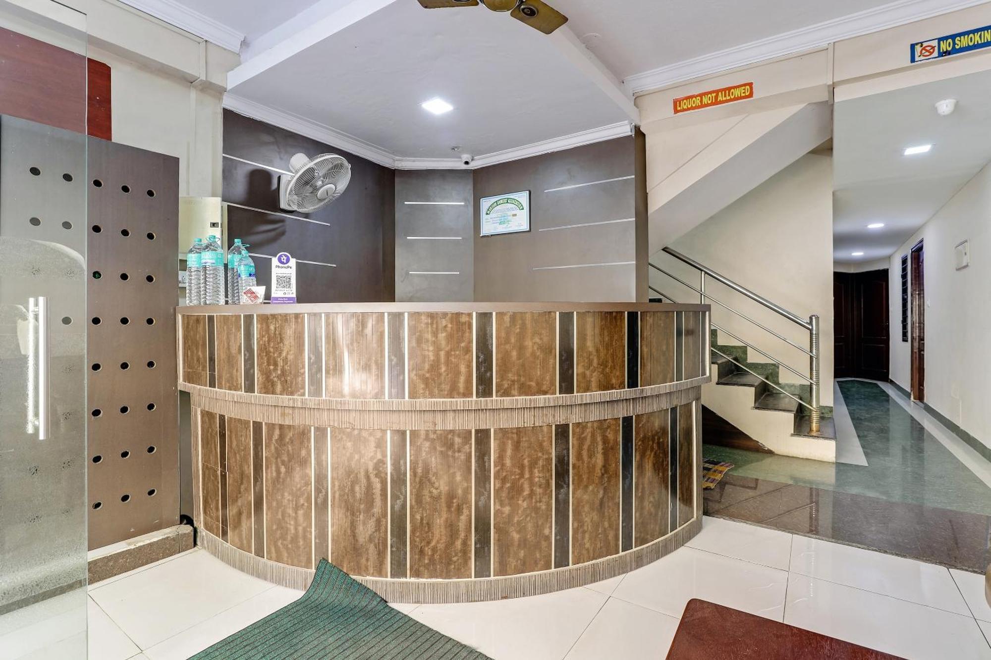 Spot On Grand Residency Hotel Chennai Bagian luar foto